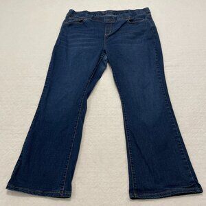 Women's Levi Strauss Totally Shaping Pull-On Bootcut Jeans 18S